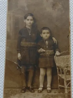 Fotografie tip Carte postala, Doi baietei, perioada interbelica
