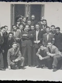 Fotografie tip Carte Postala, Elevii clasei a VI-a a Liceului Matei Basarab din Bucuresti, 1943