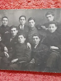 Fotografie tip carte postala, grup de elevi, perioada interbelica