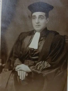 Fotografie tip Carte postala, Judecator perioada interbelica
