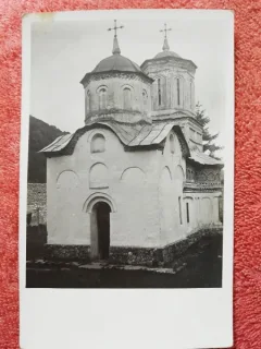 Fotografie tip carte postala, Manastirea Arnota, perioada interbelica