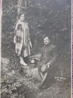 Fotografie tip Carte postala, militar cu sotia in excursie la Govora, 1926