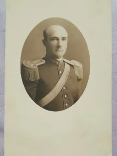 Fotografie tip carte postala, ofiter, 1932