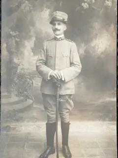 Fotografie tip Carte Postala, Ofiter al armatei romane, perioada imediat urmatoare a primului razboi mondial
