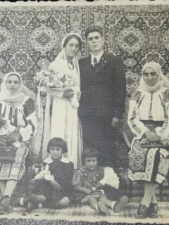 Fotografie tip carte postala, Romania, nunta la tara, perioada interbelica