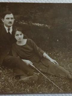 Fotografie tip Carte postala, Sot si sotie, la Govora 1921