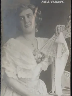 Fotografie tip Carte Postala, tanara (Adele Varady), perioada interbelica