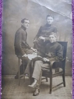 Fotografie tip Carte Postala, Trei colegi de la liceul Lazar, 1915