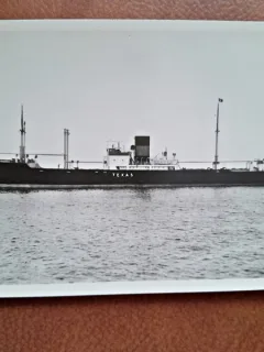 Fotografie tip carte postala, vapor de transport marfa, inceput de secol XX