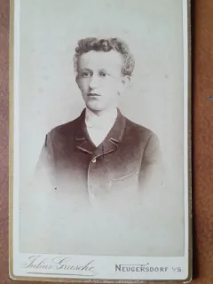 Fotografie tip CDV, adolescent, perioada interbelica