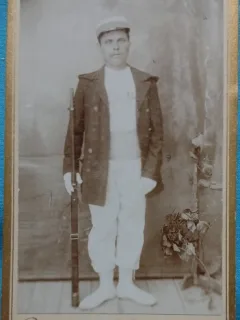 Fotografie tip CDV, Militar din Legiunea Straina, inceput de secol XX