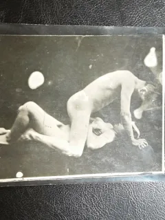 Fotografie veche, cu tema erotica