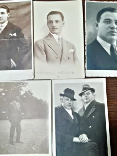 Fotografii tip carte postala, barbati din perioada interbelica, set de 5, necirculate