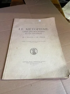Fr. J. Rainer Al Tudor Le Metopisme. Chez les Roumains et en General (1946, cu dedicatie)