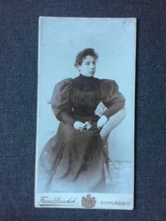 FRANZ DUSCHEK, FOTOGRAFIE PE CARTON, MONOCROMA, REPREZENTAND O TANARA ARISTOCRATA