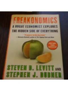 FREAKONOMICS - STEVEN D.LEVITT, STEPHEN J.DUBNER