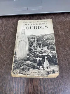 Gaetan Bernoville Lourdes (1933)