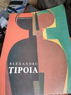 Georges Tzipoia - Alexandru Tipoia (cu dedicatie de la autor pentru Irina Ionescu Director general ICR)