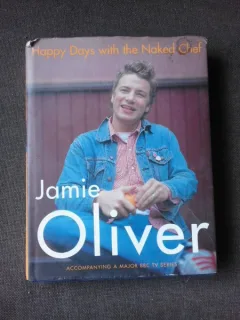 HAPPY DAYS WITH THE NAKED CHEF JAMIE OLIVER  (CARTE IN LIMBA ENGLEZA)