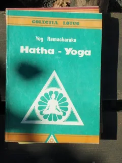 HATHA YOGA - YOG RAMACHARAKA