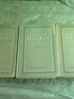 Histoire de l’URSS de Anna Pankratova  (carti in limba franceza)