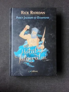Hotul fulgerului - Rick Riordan