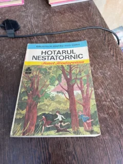 Ionel Teodoreanu - Hotarul nestatornic