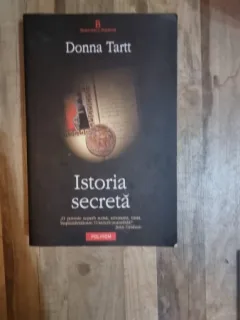 ISTORIA SECRETA -DONNA TARTT