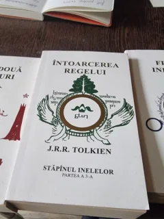 J. R. R. Tolkien - Stapanul inelelor 3 volume