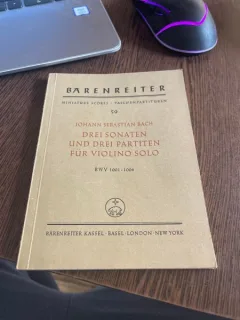 J. S. Bach Drei sonaten und drei partiten fur violino solo BWV 1001-1006