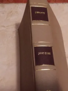 JANE EYRE-CHARLOTTE BRONTE
