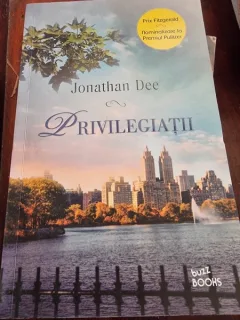 Jonathan Dee - Privilegiatii