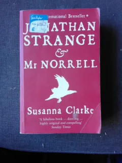 JONATHAN STRANGE & MR. NORRELL - SUSANNA CLARKE  (CARTE IN LIMBA ENGLEZA)
