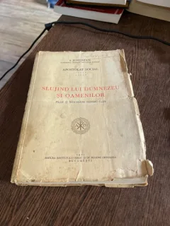 Justinian Slujind lui Dumnezeu si oamenilor. Pilde si indemnuri pentru cler