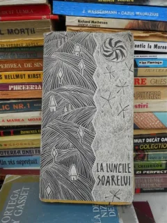 LA LUNCILE SOARELUI , MONICA BRATULESCU