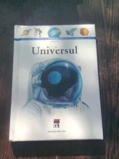 LAROUSSE - UNIVERSUL