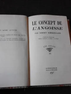 LE CONCEPT DE L'ANGOISSE - SOEREN KIERKEGAARD   (CARTE IN LIMBAA FRANCEZA)