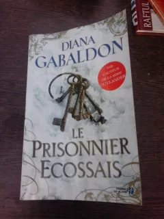 Le prisonnier ecossais - Diana Gabaldon  (carte in limba franceza)