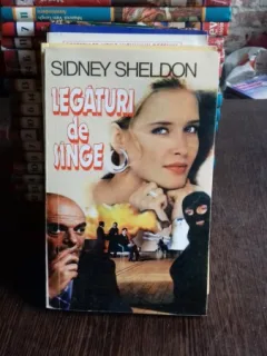 LEGATURI DE SINGE - SIDNEY SHELDON