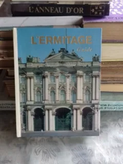 L'ERMITAGE GUIDE  (GHID MUZEU HERMITAGE)