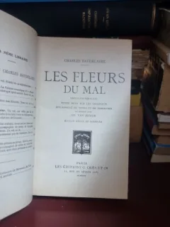 LES FLEURS DU MAL - CHARLES BAUDELAIRE  (CARTE IN LIMBA FRANCEZA)