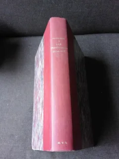 LES TRAVAILLEURS DE LA MER - VICTOR HUGO  (CARTE IN LIMBA FRANCEZA)