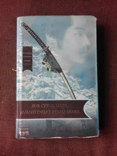 Lian Hearn - Sub cerul liber, avand drept perna iarba