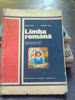 Limba romana - Lucia Nicola  Manual pentru clasa a VIII-a a scolilor speciale de surzi