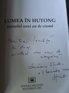 Lumea in Huton , Jurnalul unui An de Ciuma - Laurentiu Sfintes (CU DEDICATIA AUTORULUI)