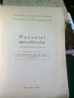 MANUALUL APICULTORULUI - V. ALEXANDRU