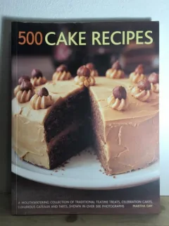 Martha Day - 500 Cake Recipes