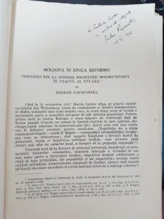 Moldova in epoca reformei. Contributie la istoria societatii moldovenesti in veacul al XVI-lea - Seban Papacostea  cu dedicatie