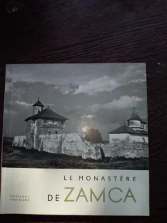 Monastere de ZAMCA- album cu ilustratii in franceza
