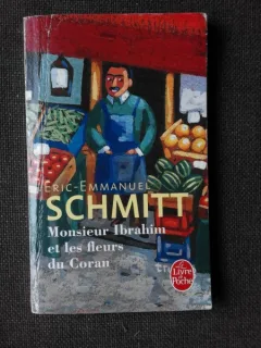 MONSIEUR IBRAHIM ET LES FLEURS DU CORAN - ERIC EMMANUEL SCHMITT  (CARTE IN LIMBA FRANCEZA)